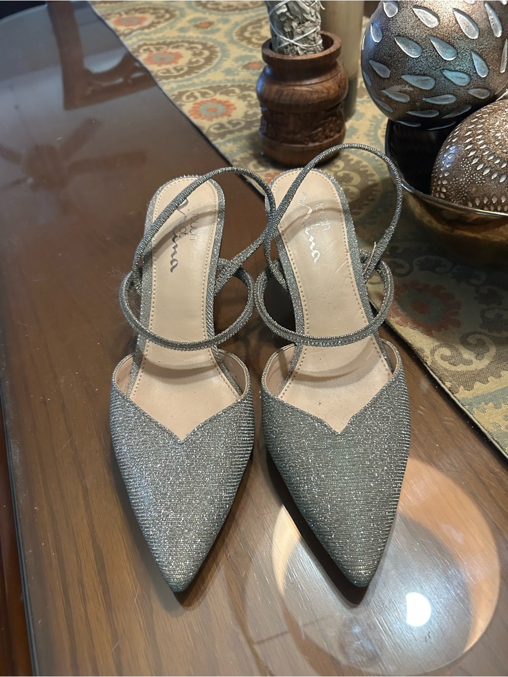 Touch of Nina Berry1 Silver Gold Rhinestone Wedding Heels Size 8.5M